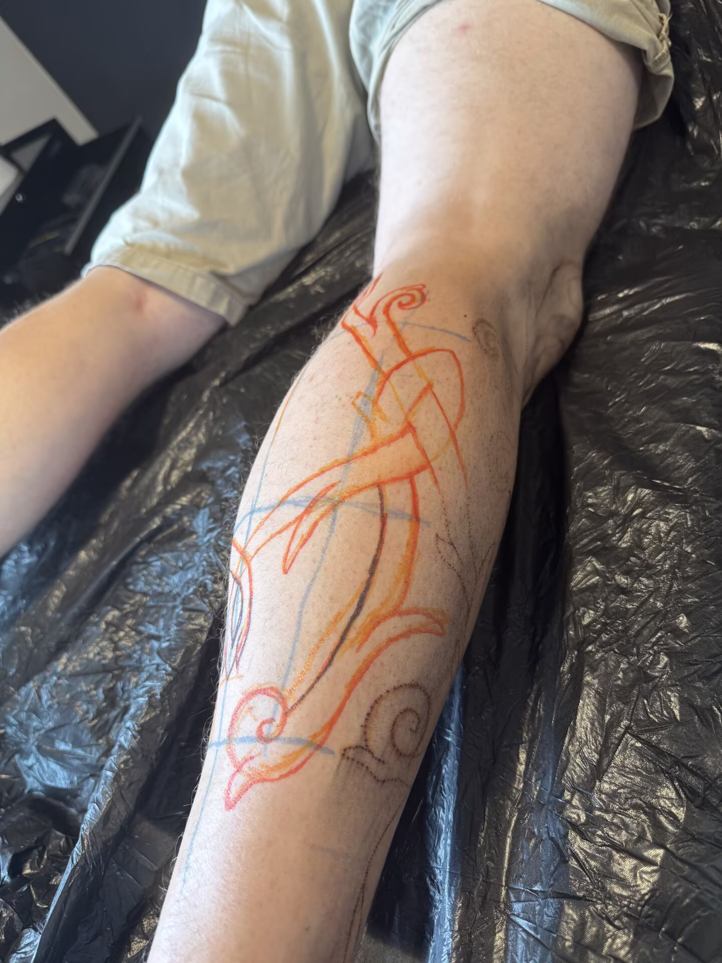 Design Handpoke – Einblick in die Arbeit von Ancient Pain Tattoo Marburg (1019)