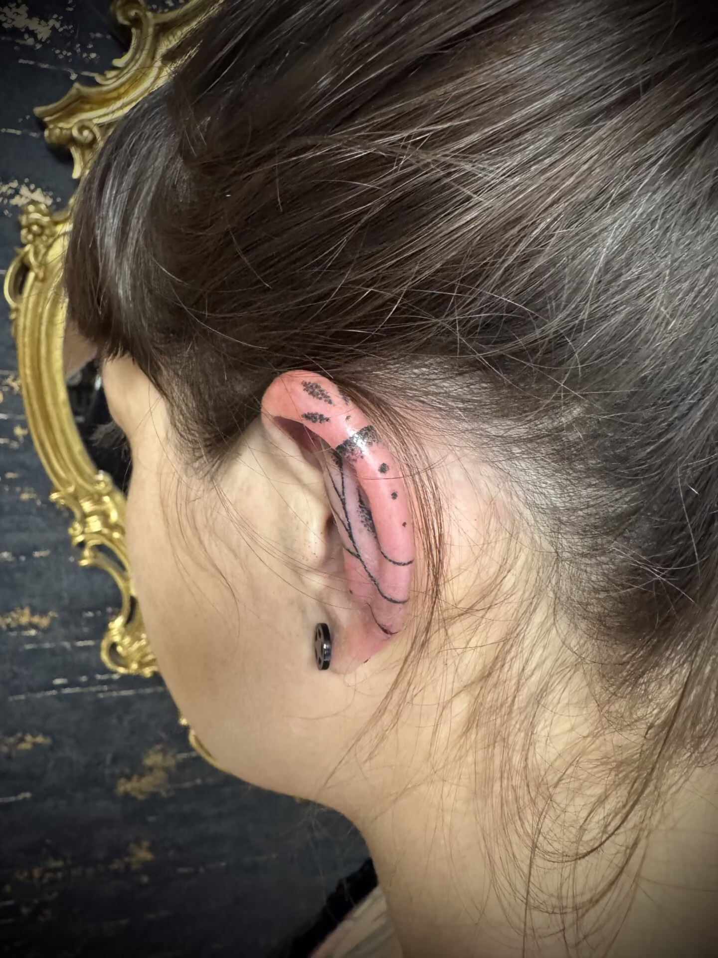 Handwerk Handpoke – Einblick in die Arbeit von Ancient Pain Tattoo Marburg (593)
