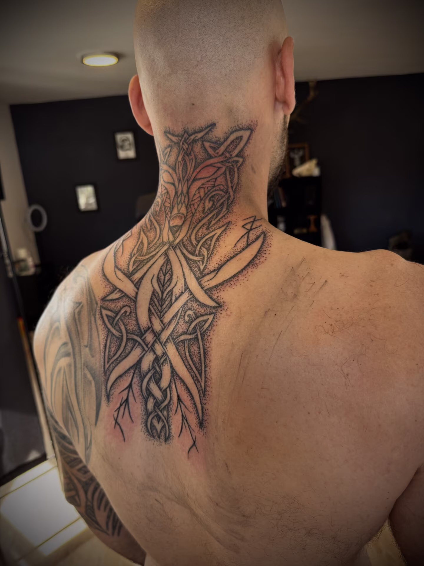Handwerk Marburg – Einblick in die Arbeit von Ancient Pain Tattoo Marburg (636)