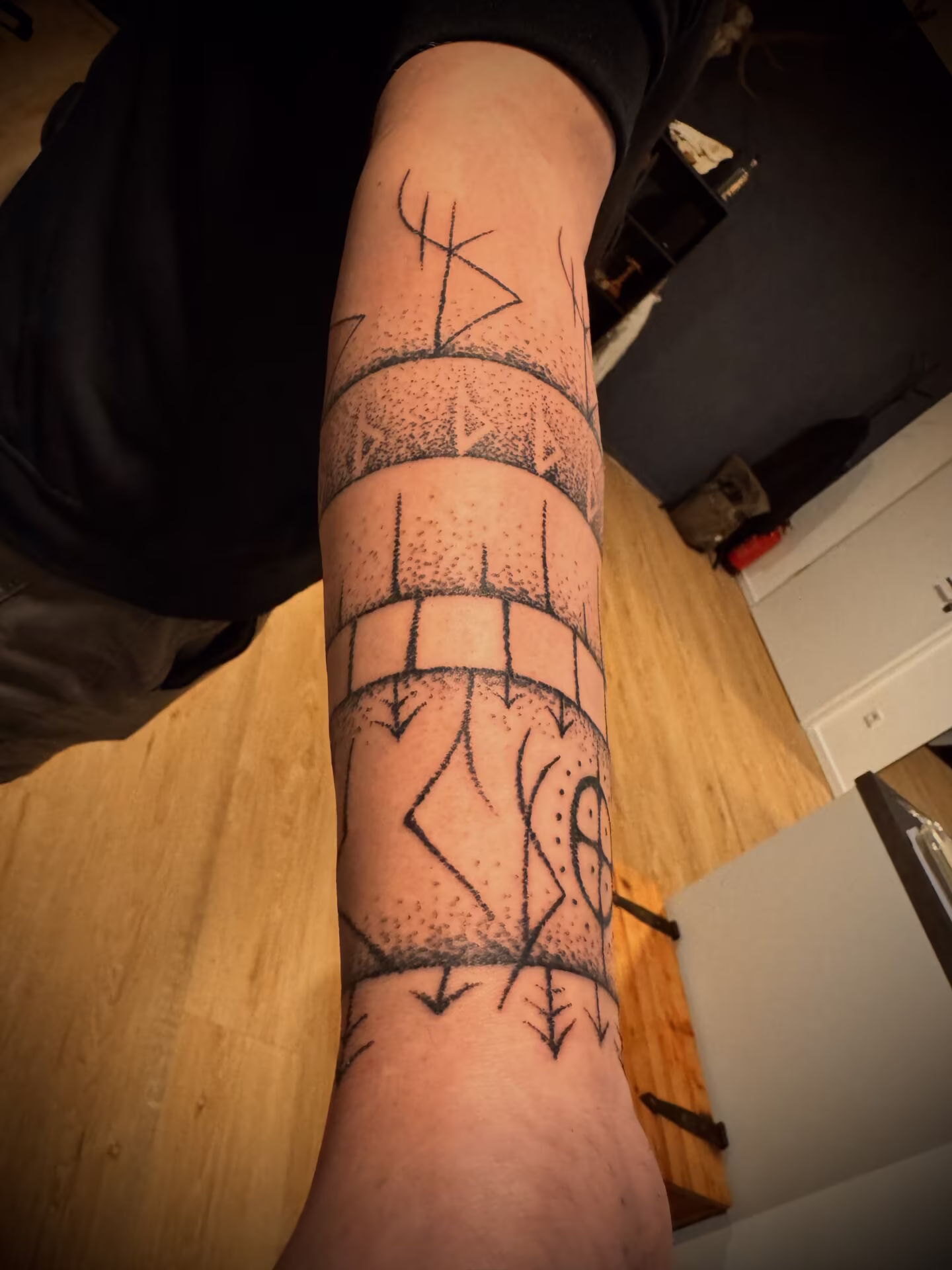 Handwerk Marburg – Einblick in die Arbeit von Ancient Pain Tattoo Marburg (946)
